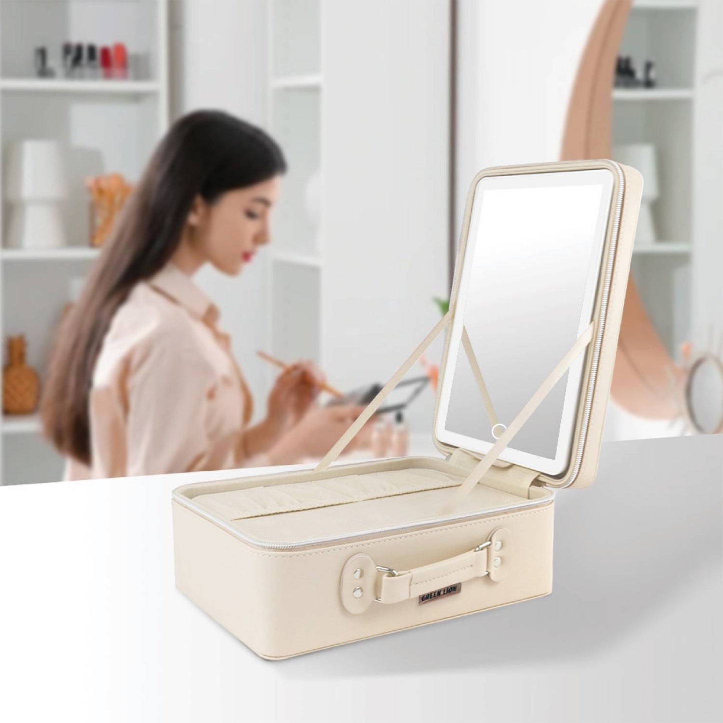 Travel Makeup Bag with Lighted Mirror from Green Lion-white