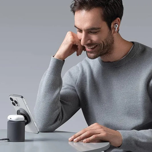 Magnetic Wireless Charger (black)  - Anker