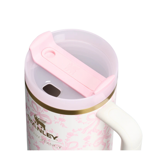 Stanley Holiday Quencher H20 FlowState Tumbler 40oz- Coquette Bow Chantilly