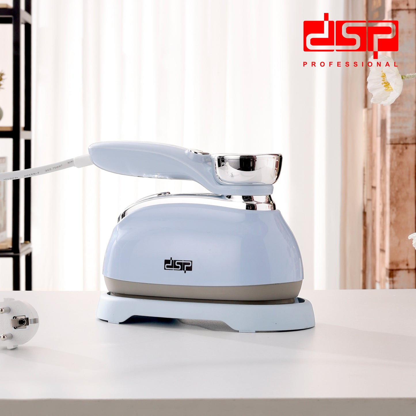 مكواة بخار محمولة من دي إس بي - 1200 واط