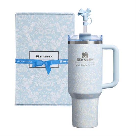 Stanley Holiday Quencher H20 FlowState Tumbler 40oz- Toscana Toile Alpine Blue